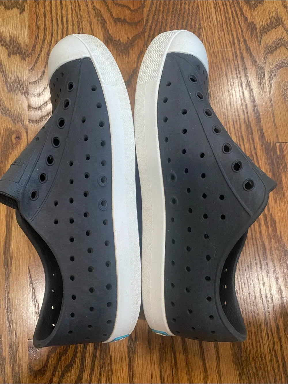 Kids black Native Jefferson slip on shoes, size 2. Great condition.